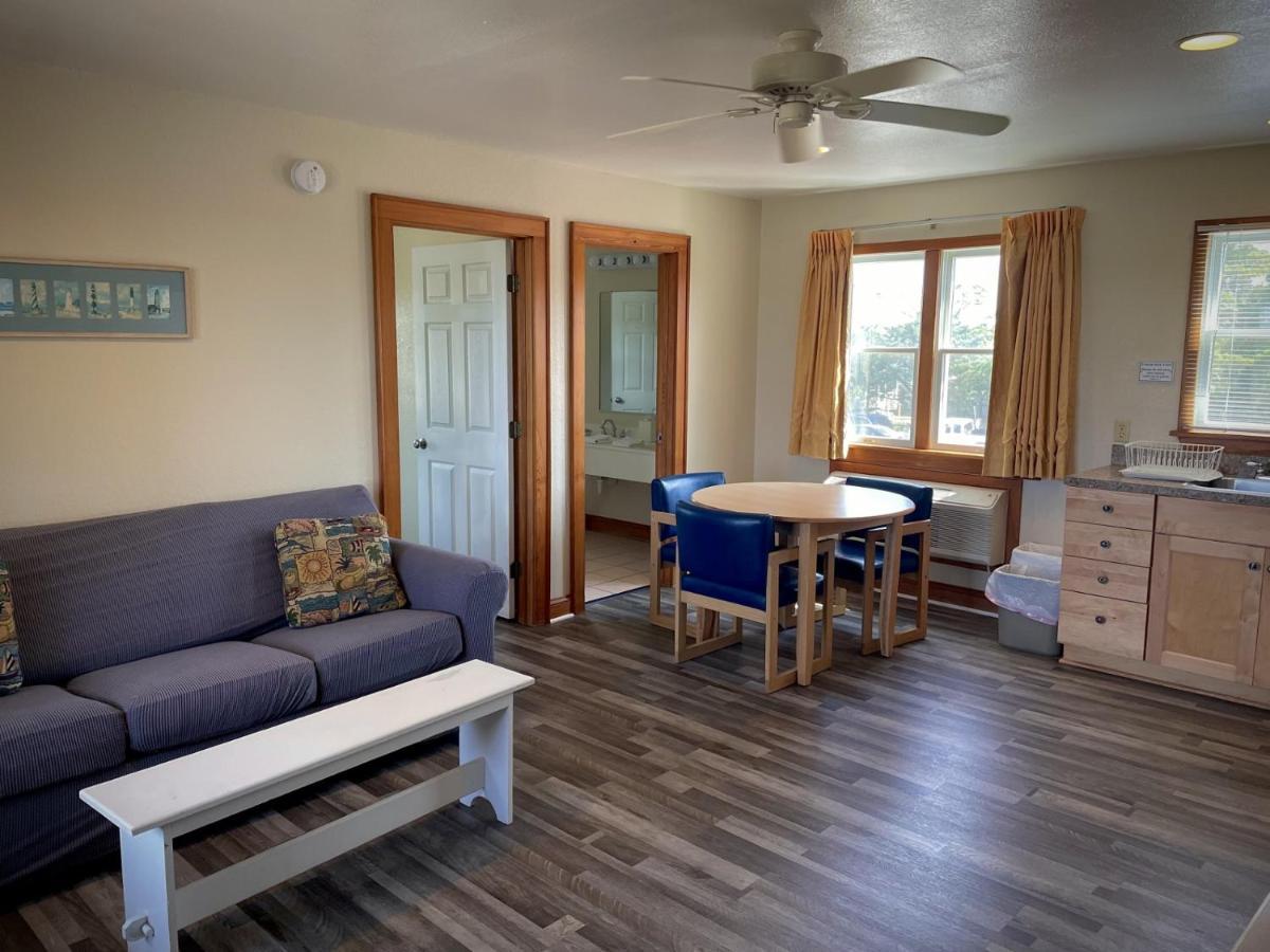Pony Island Inn Ocracoke Extérieur photo